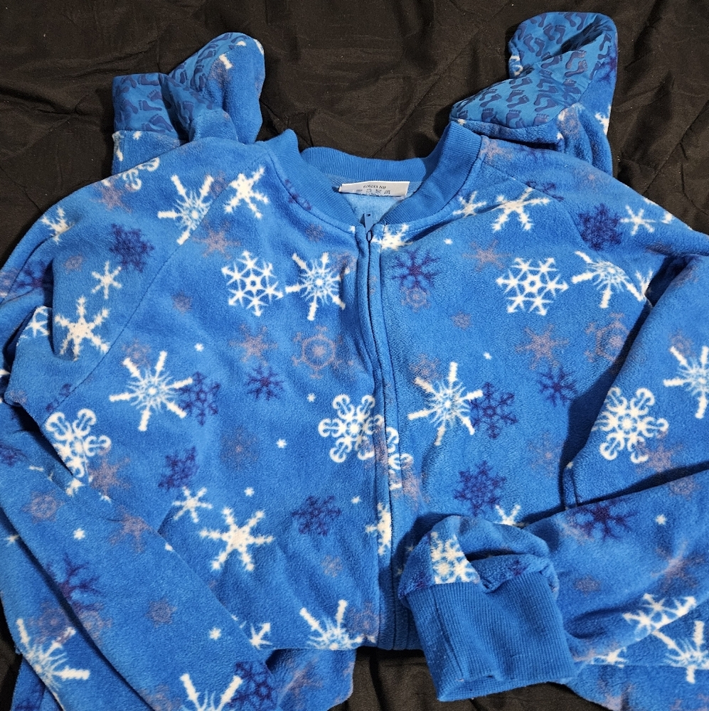 Footed Pajamas Size M